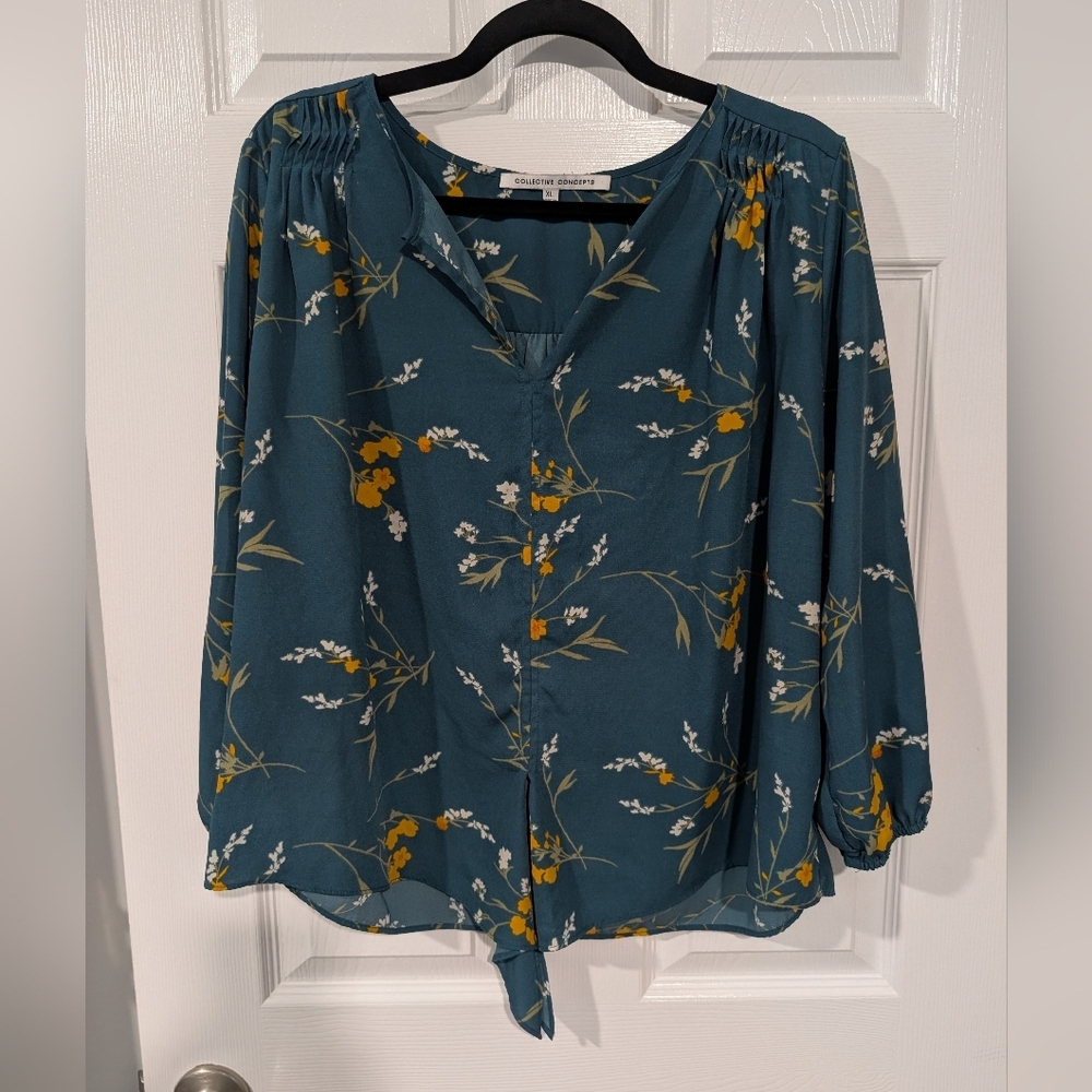 Collective Concepts Teal Floral Tie-Front Long Sleeve Blouse in Size XL